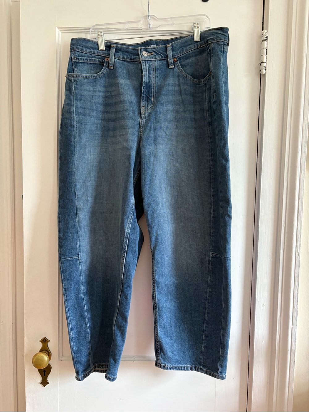 BOGO Old Navy High-Rise Barrel Leg Denim Jeans in Medium Blue